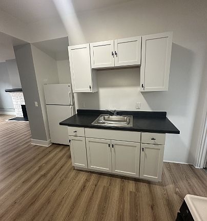 5th image of 2654 N Moreland Blvd APT 24