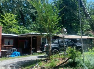 21 Summit Dr SE, Lindale, GA 30147