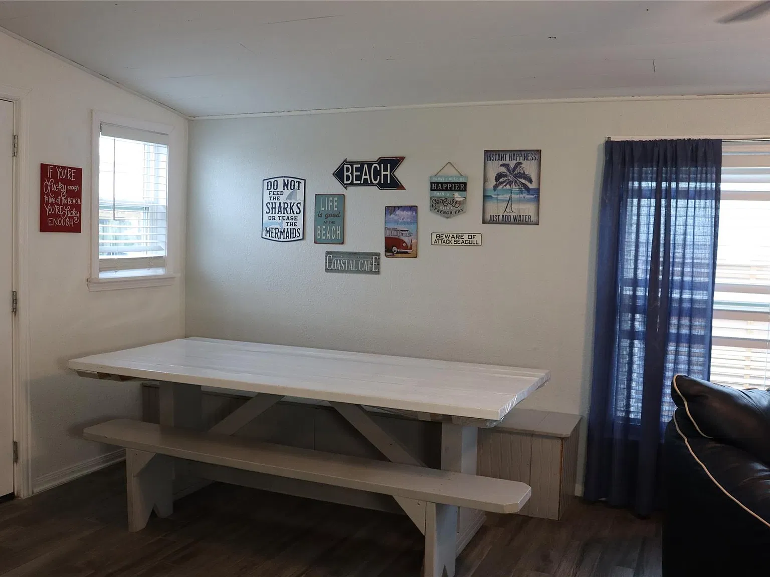 3 bed, 3.0 bath, 1066 sqft, $2,300 — Photo 3