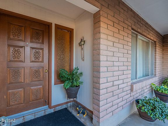 5th image of 9452 E Barrudean Hills St