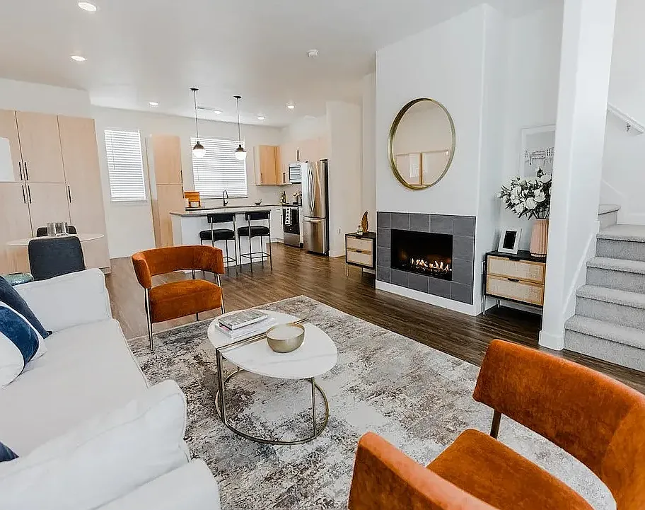 Building Photo - 12253 S Santa Clara St #3702