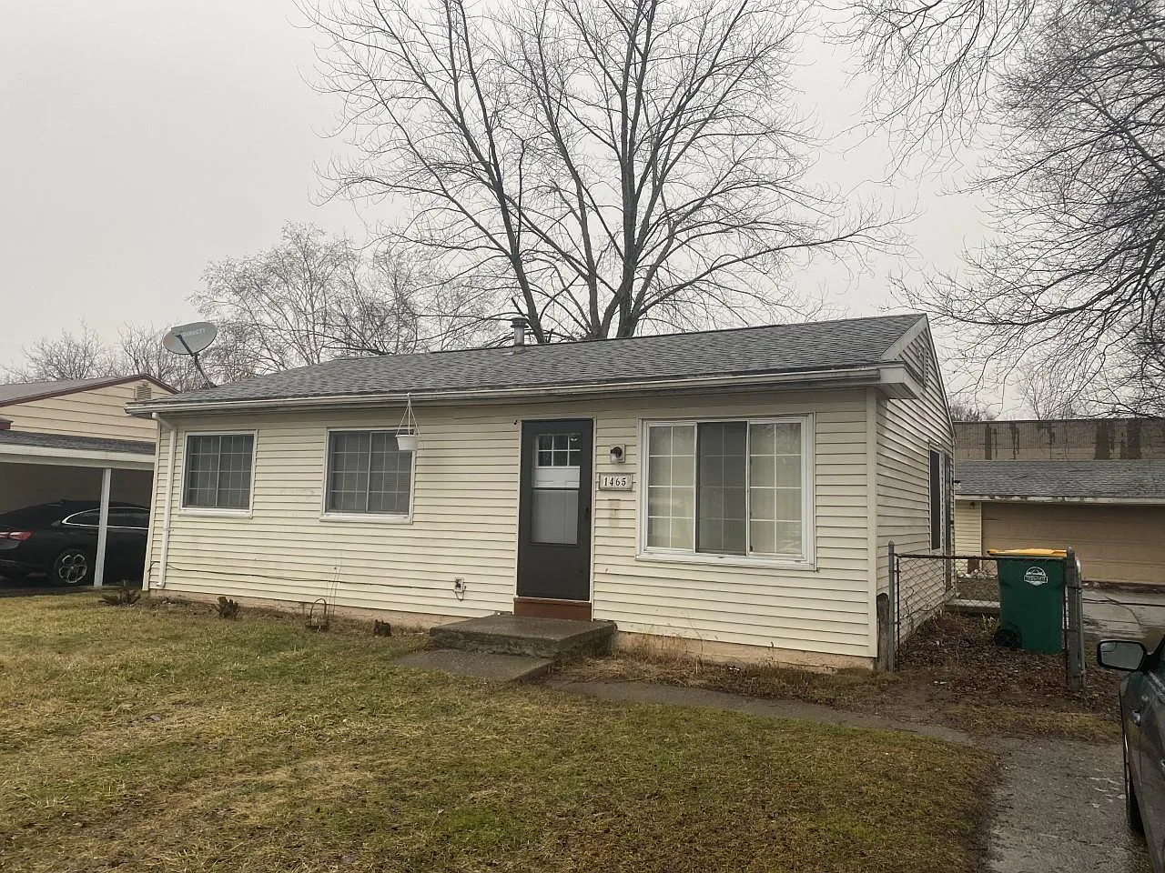 1465 Andrea St photo 1