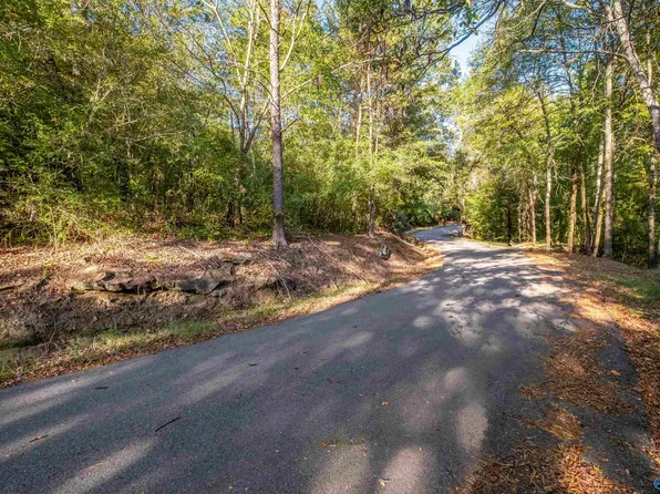 Hinds Rd, Gadsden, AL 35904
