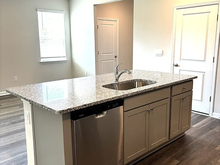 100 Kelsey Ct — Photo 13