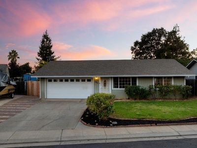 18887 N Coquille Dr, Lockeford, CA, 95237