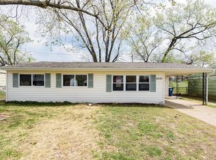 4310 Heath Dr, Saint Louis, MO 63134