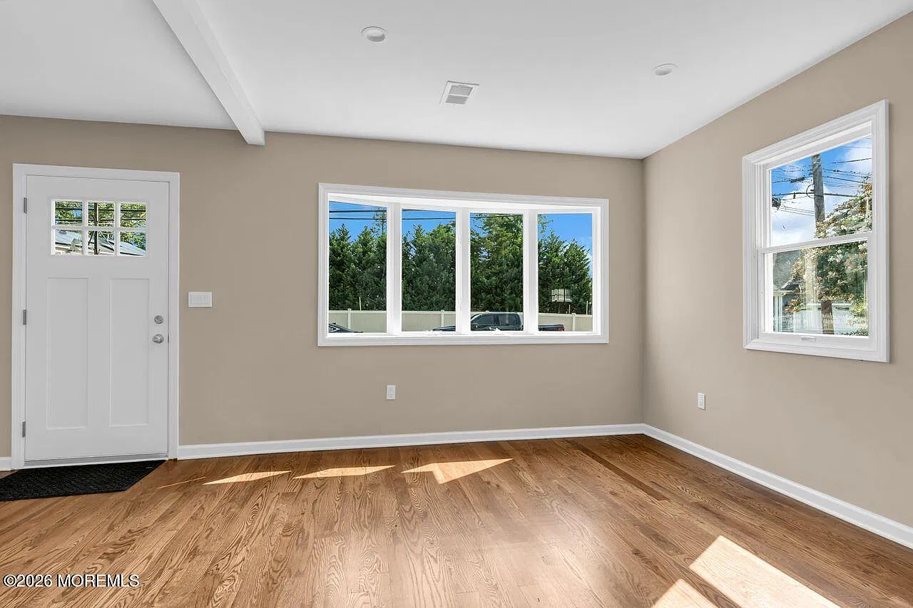 4 bed, 1848 sqft, $4,500 — Photo 4