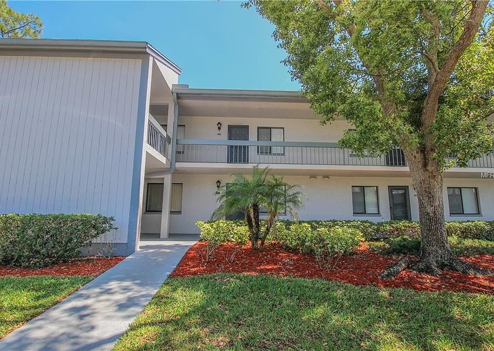 1st image of 118 Martha Ln #118