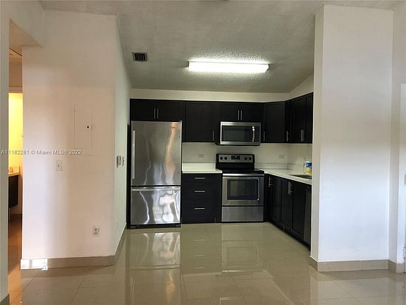 5th image of 3690 N 56th Ave APT 938