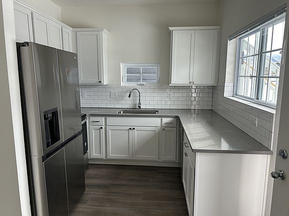 Kuhn+Kitchen+_01052025