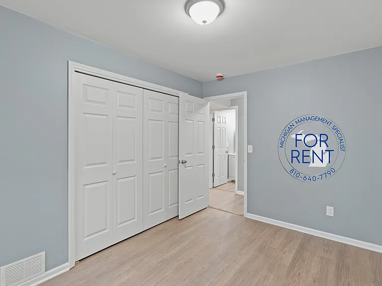 816 Asylum St — Photo 40