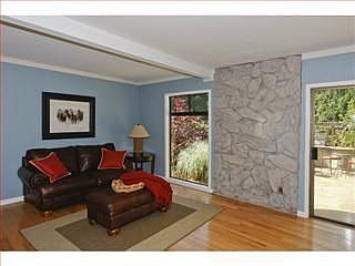 5th image of 1361 Sherman Ave