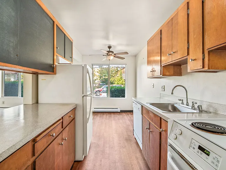 Pet-Friendly Roosevelt Retreat with Modern Kitchen | 6113 Apartments — Photo 10