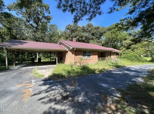 4454 Hayne Stretch Rd, Roseboro, NC 28382