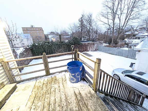 5th image of 359 S River St #2