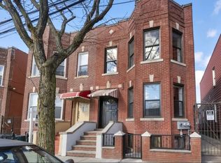 1665 Decatur St, Ridgewood, NY 11385