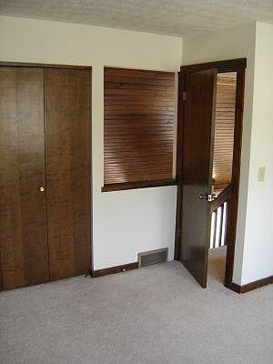 3rd image of 6376 Chippenhook Ct