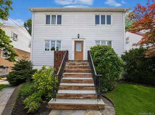 33 Juniper Road, Port Washington, NY 11050