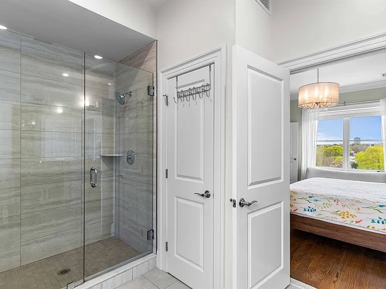 1471 Beacon St #Penthouse 10 — Photo 23