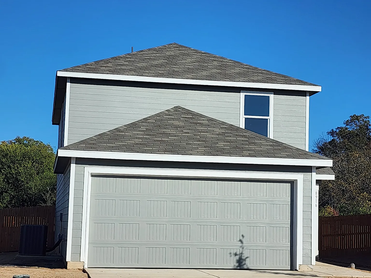 4 bed, 1897 sqft, $680 — Photo 2