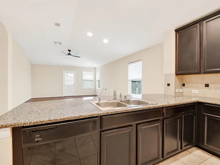 3714 Glover Meadows Ln — Photo 7