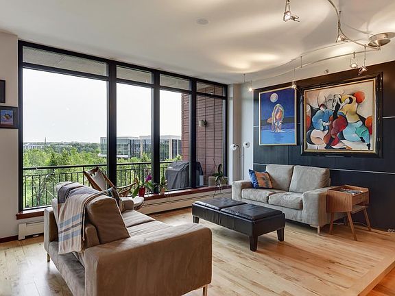 4th image of 215 10th Ave S Unit 406