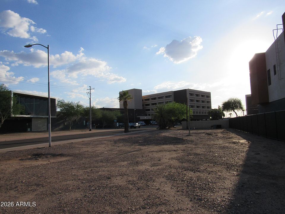 1st image of 410 W YAVAPAI Street #13