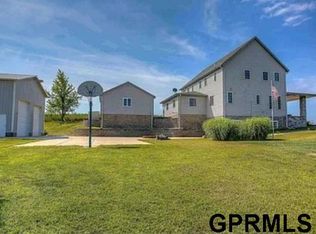 11111 358th St, Murdock, NE 68407