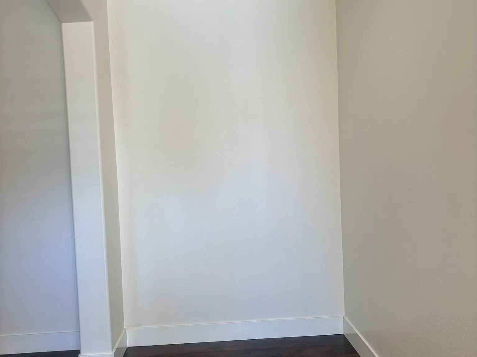 2 bed, 600 sqft, $1,700 — Photo 2