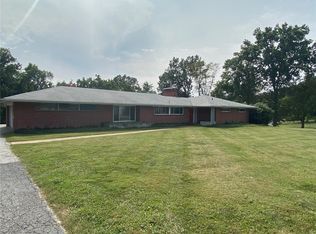 6 Meadow Acres Ln, Saint Louis, MO 63124