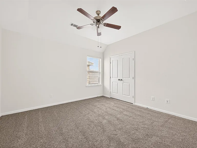 17415 Sandalisle Ln — Photo 37