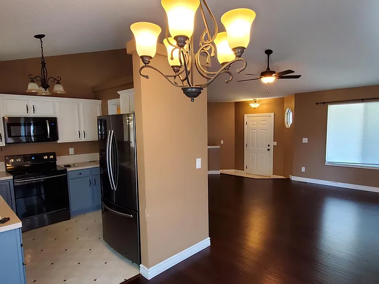 Kitchen and dining area