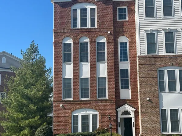 14800 Potomac Branch Dr, Woodbridge, VA 22191