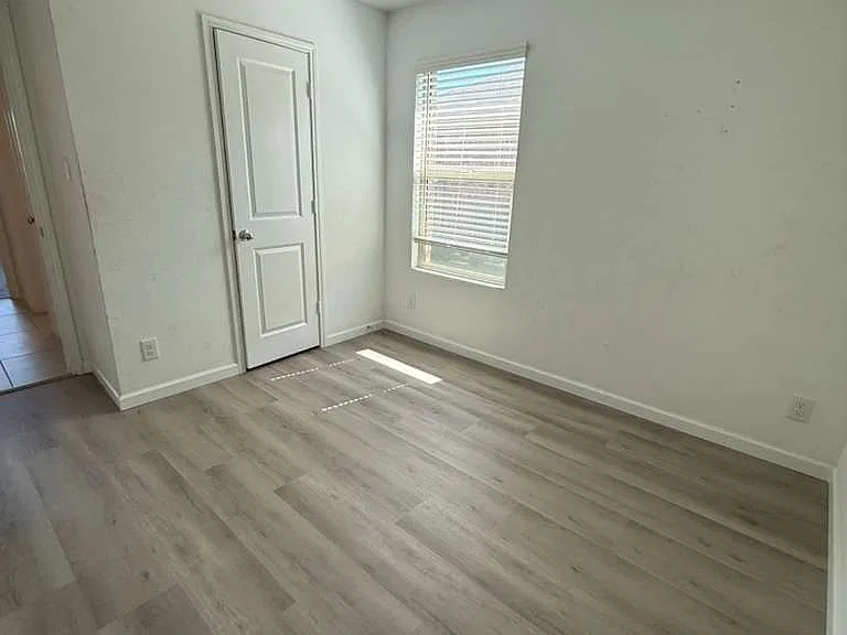 1414 Dovekie Dr — Photo 35