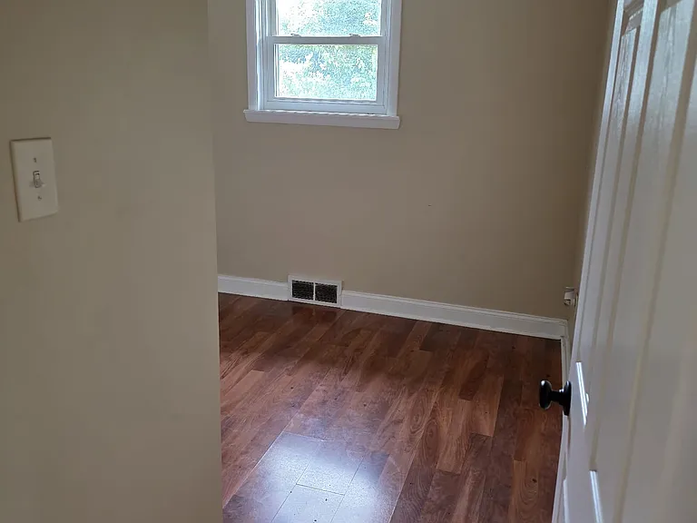 540 Boquet St — Photo 2