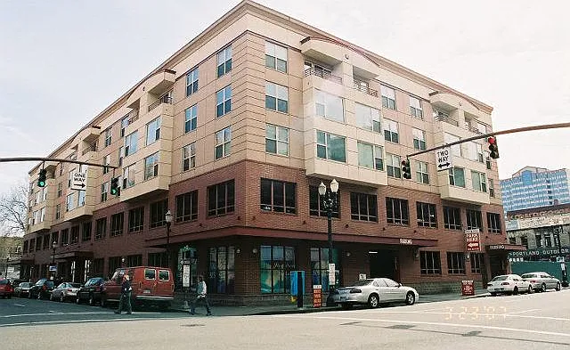 WestShore Apartments — Photo 2