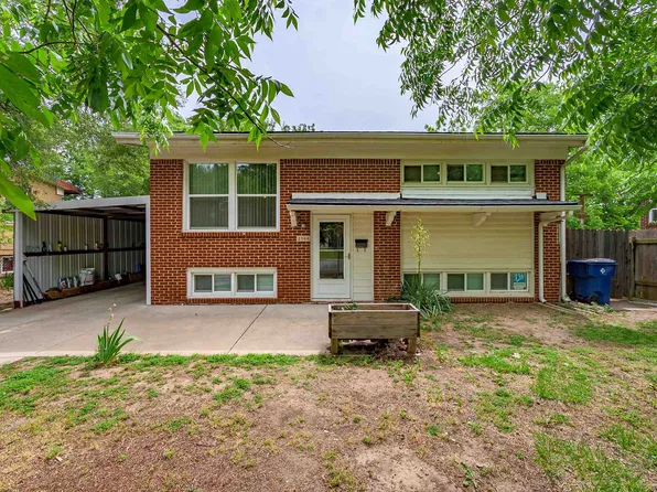 2144 S Bennett St, Wichita, KS 67213