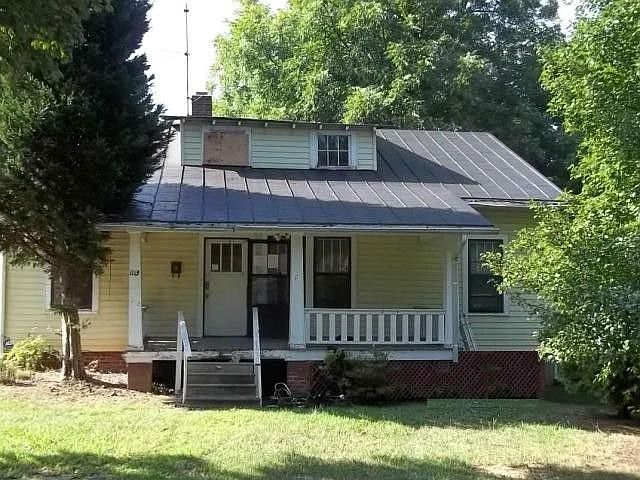 1st image of 1113 Lindsey St