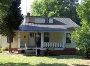 1113 Lindsey St, Reidsville, NC 27320