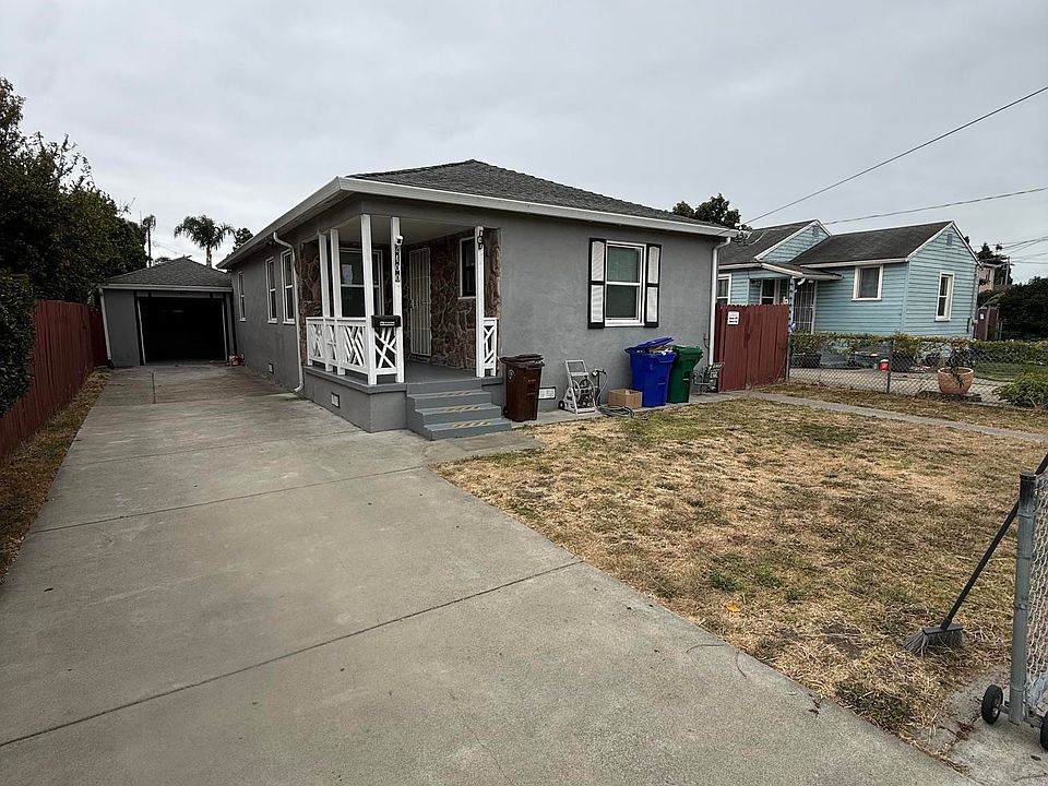 2nd image of 2400 Merritt Ave