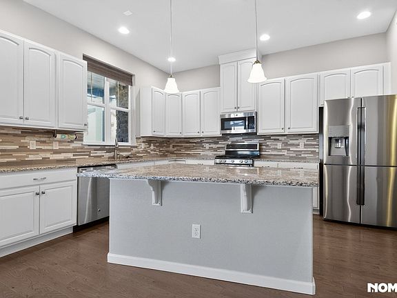 4th image of 11009 Yates Ct
