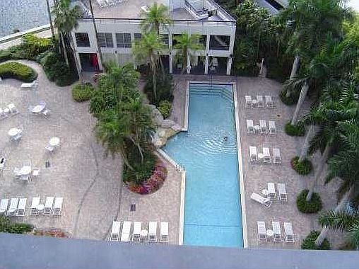 3rd image of 3600 Mystic Pointe Dr APT 1704