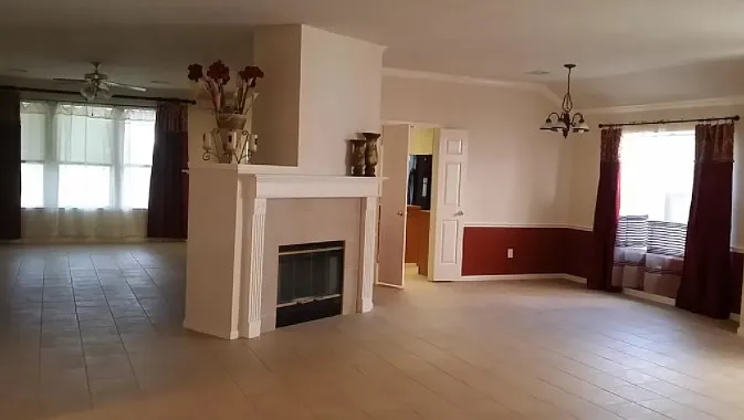 3 bed, 2207 sqft, $2,000 — Photo 3