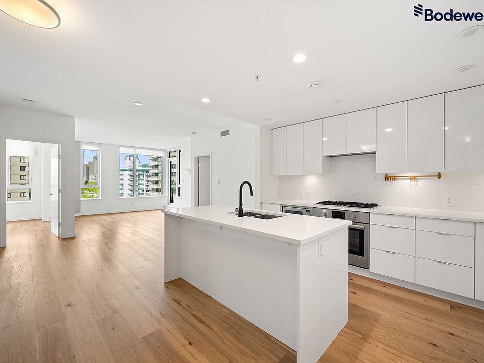 1st image of 2888 Cambie St