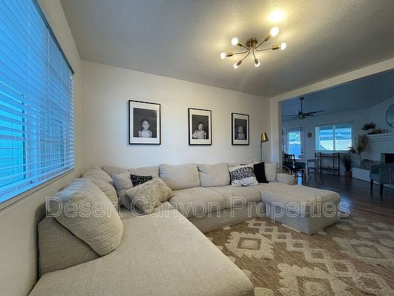 5th image of 3116 E Dolphin Ave