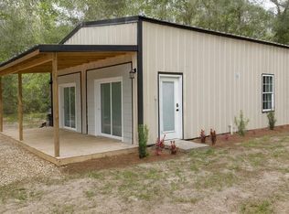 401 SW Kemp Ct SUITE B, Lake City, FL 32024