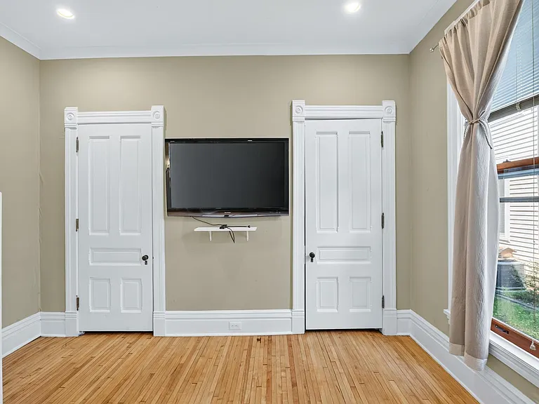 2735 Emerson Ave S #1 — Photo 14