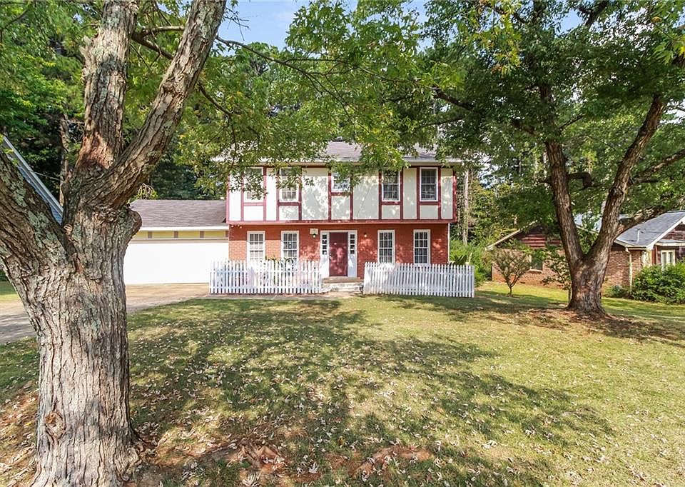 1st image of 2727 Sandpiper Dr