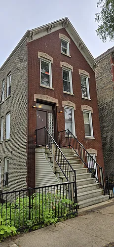 2219 N Seeley Ave #3R Photo 1