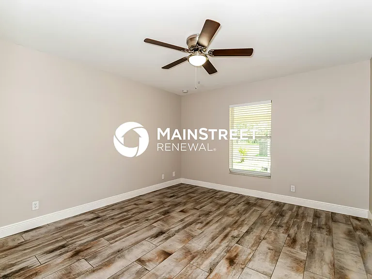 Main Bedroom